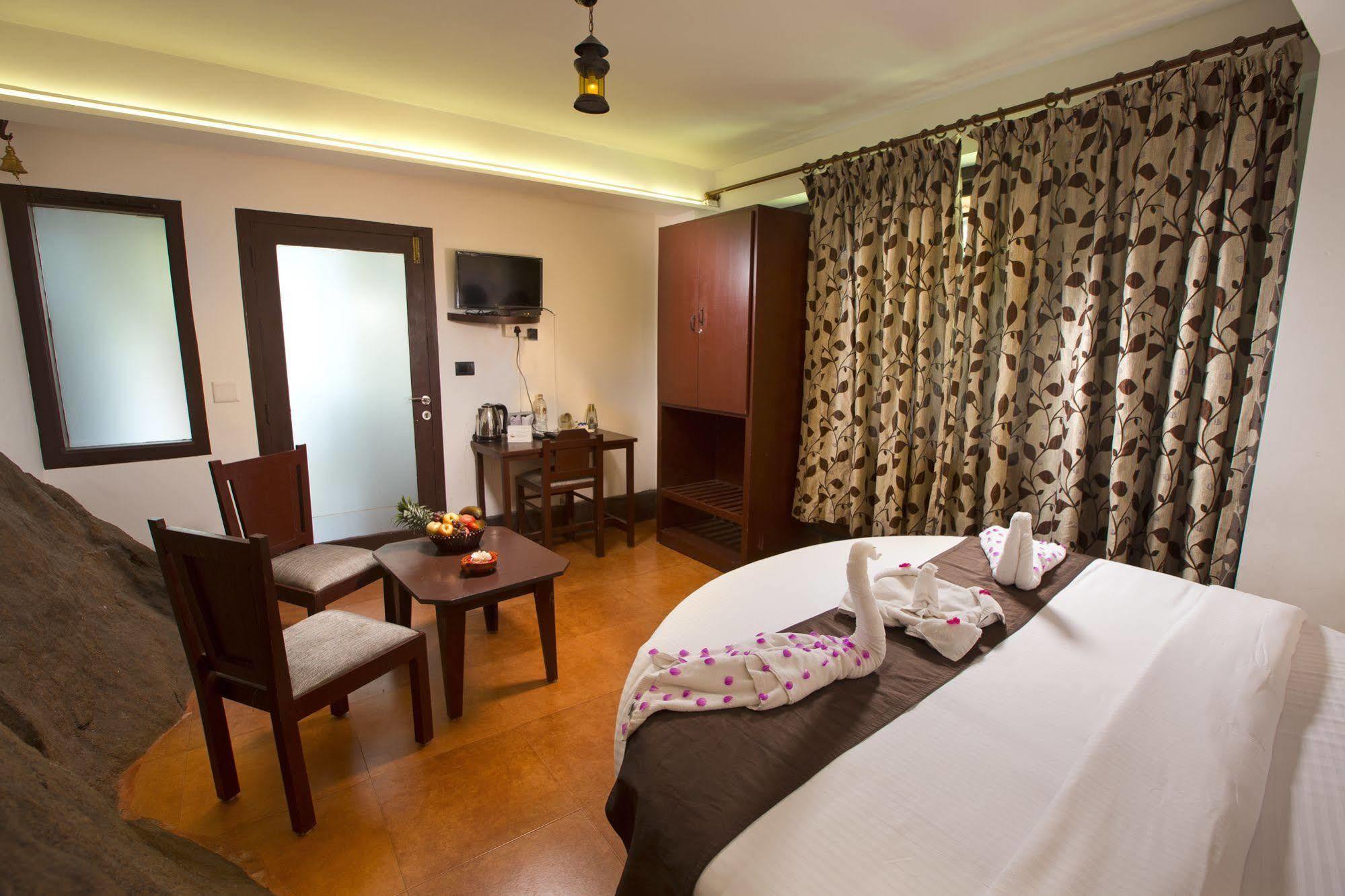 Madhumanthra Resort - Homestay Munnar Esterno foto