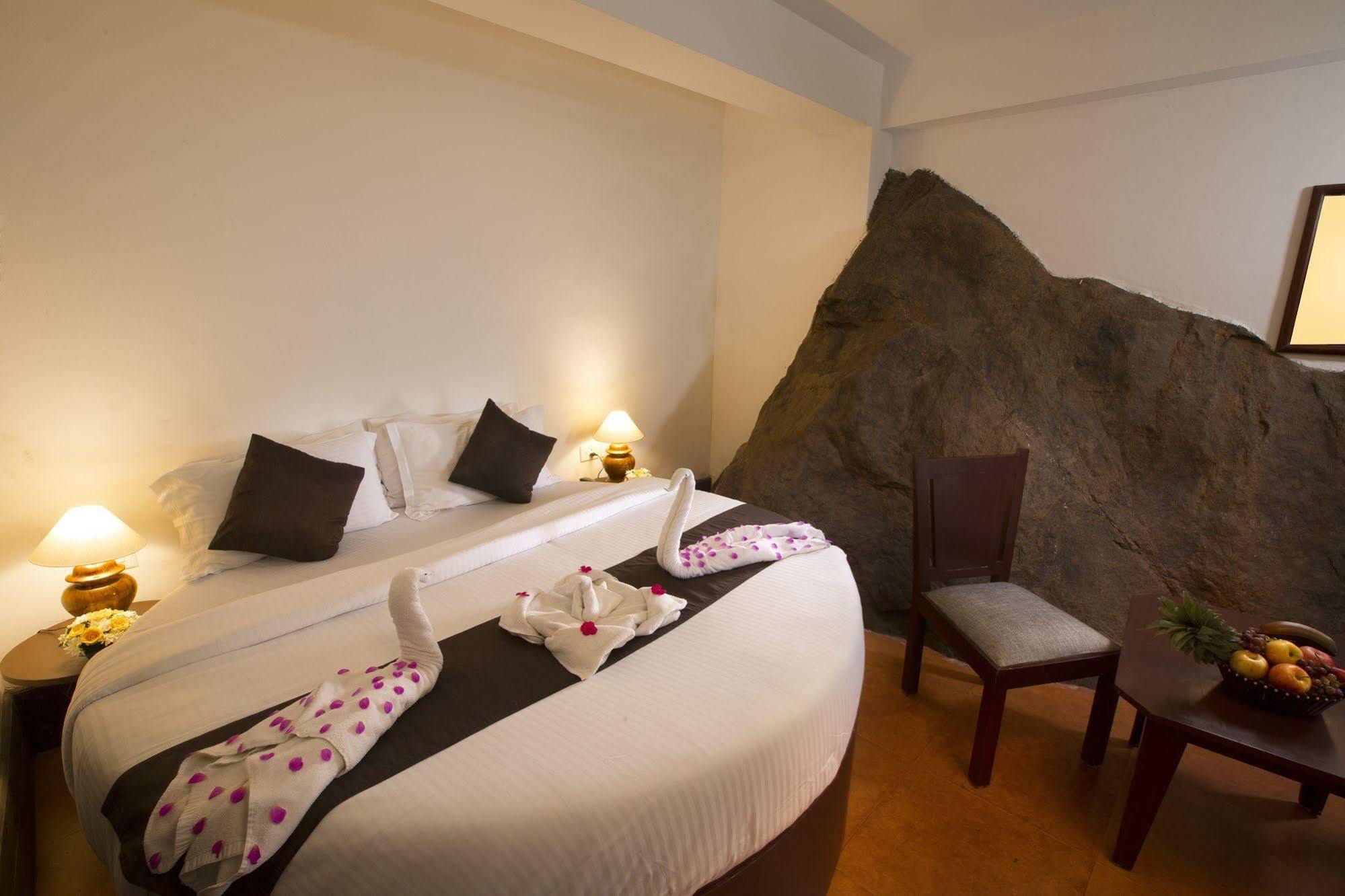 Madhumanthra Resort - Homestay Munnar Esterno foto