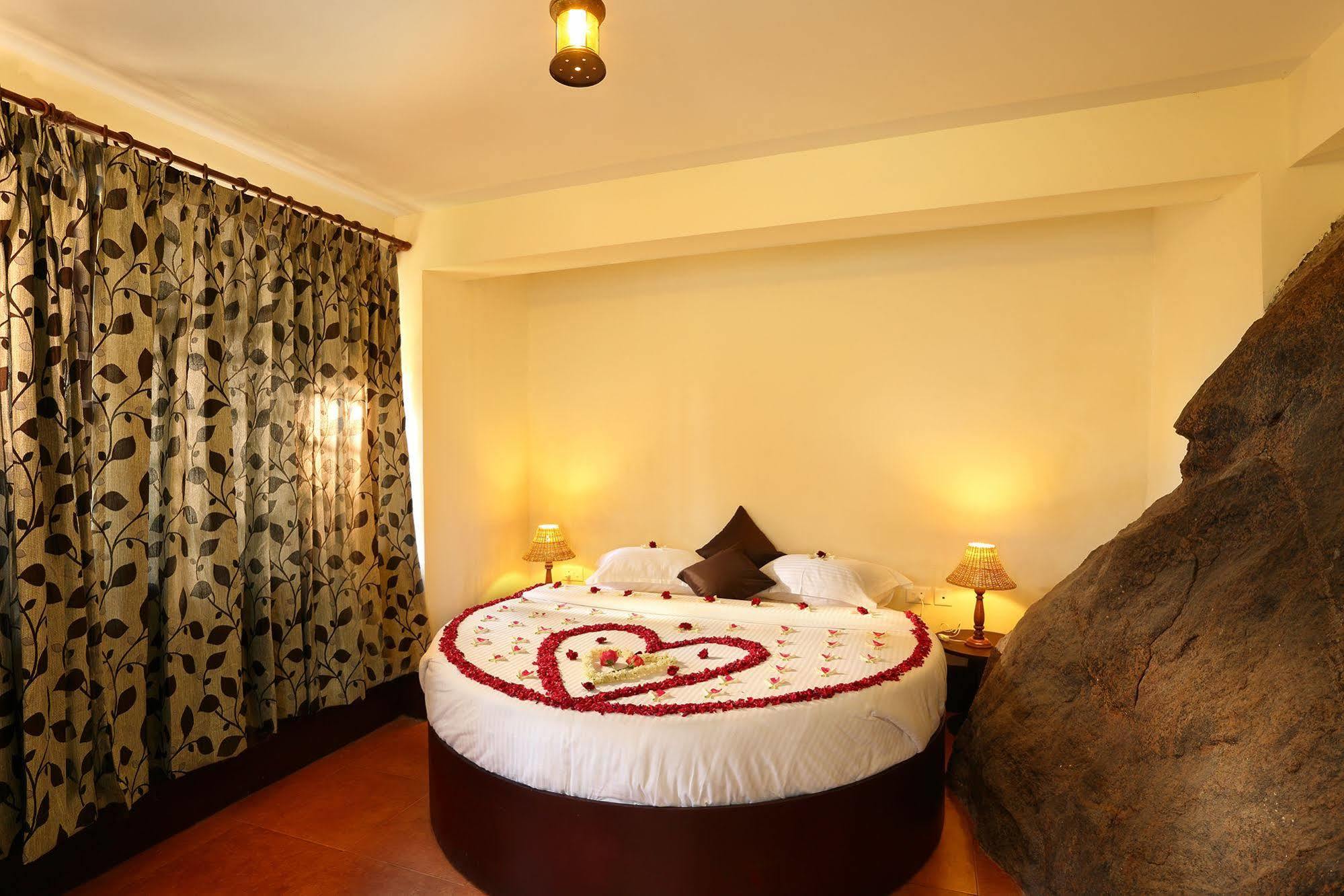 Madhumanthra Resort - Homestay Munnar Esterno foto